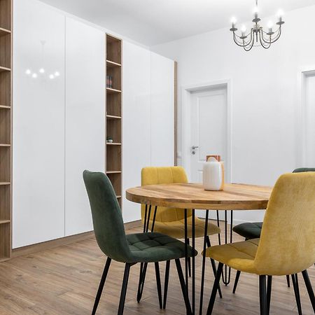 Crisana Flats Apartment Орадеа Екстериор снимка