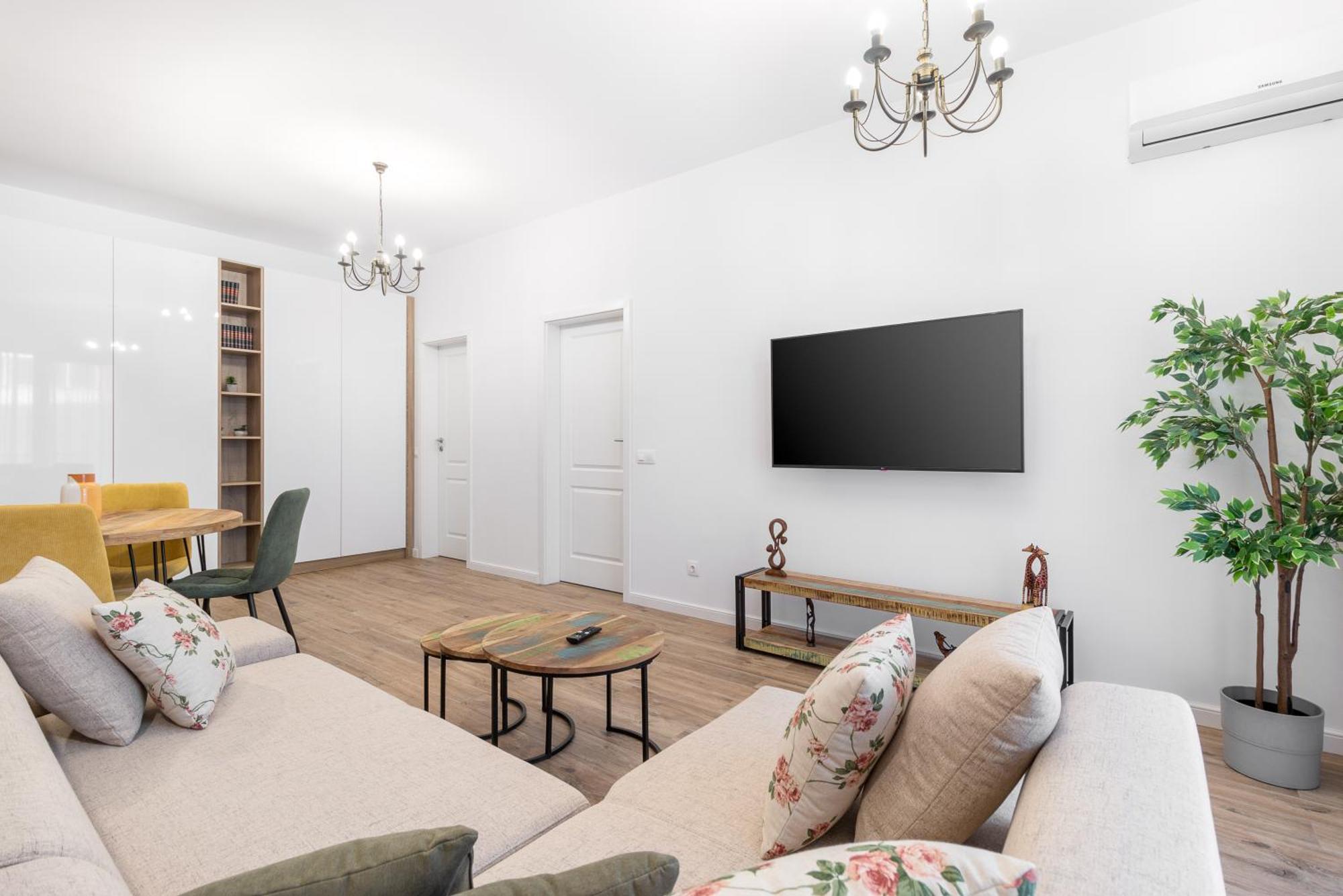 Crisana Flats Apartment Орадеа Екстериор снимка